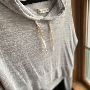 Abercrombie Long Sleeved Cropped Hoodie